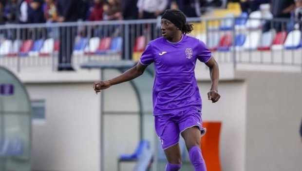 “Zirə” “Şamaxı”dan ayrılan futbolçu ilə müqavilə BAĞLADI