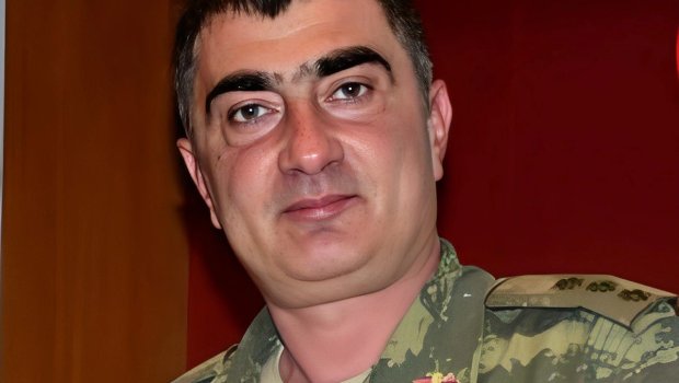 Bakıda hərbçi ala bilmədiyi maşını yandırdı &ndash; VİDEO