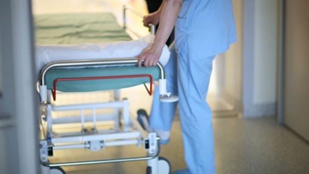 Kürdəmirdə əməliyyatdan sonra qadın ölümü ilə bağlı ŞOK İDDİA: "Meyiti palatada gizlədiblər"