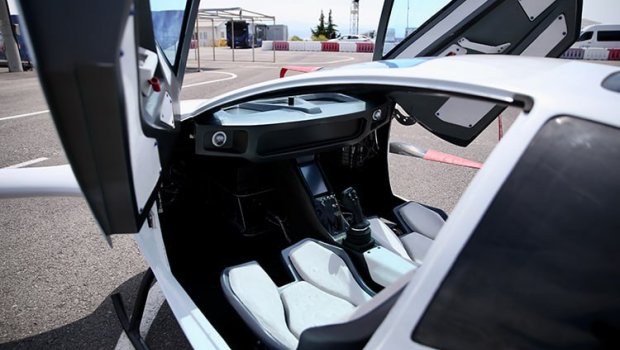 Türkiyə ilk uçan maşınını təqdim etdi &ndash; FOTO/VİDEO