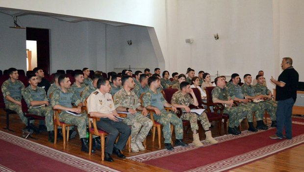 Azərbaycan ordusunda psixoloqlarla təlim keçirildi - FOTO