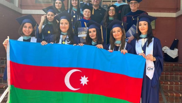 4 azərbaycanlı müəllim Corc Vaşinqton Universitetində magistr dərəcəsi aldı - FOTO