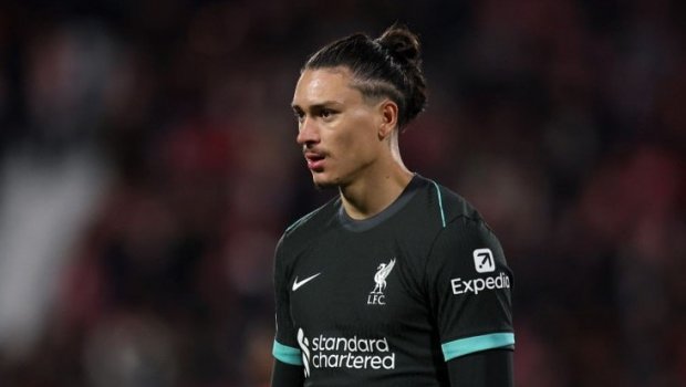 “Napoli” “Liverpul”un hücumçusu ilə danışıqlara başladı