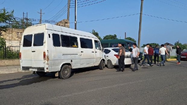 Lənkəranda iki ağır qəza: 10 nəfər xəsarət alıb - 2-si azyaşlıdır - FOTO