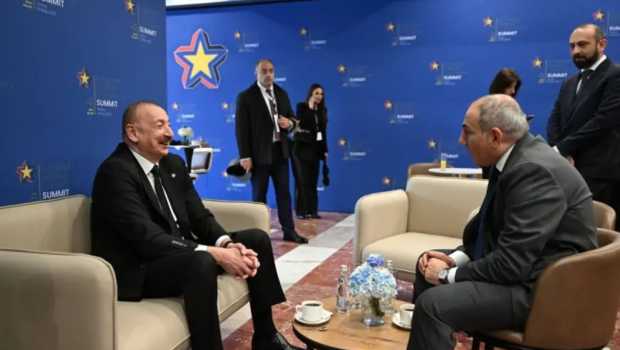 “Gedək kofe içək” – Paşinyanın qeyri-rəsmi diplomatiyası – VİDEO