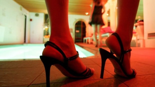 &ldquo;Cəfərqulunun kafesi&rdquo; əxlaqsızlıq yuvası imiş - Cinayətin üstü belə açılıb