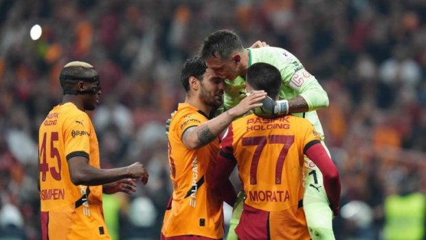 Muslera “Qalatasaray”dan AYRILIR