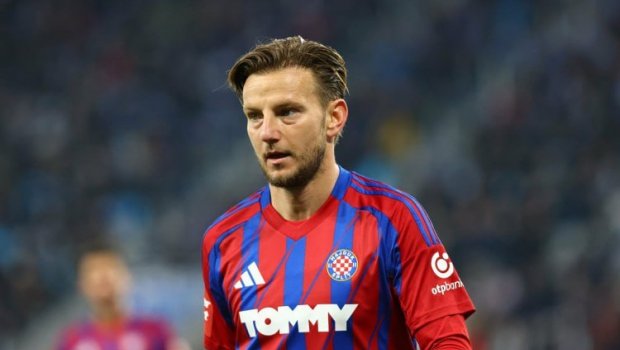 Məşhur futbolçu karyarasını BAŞA VURUR