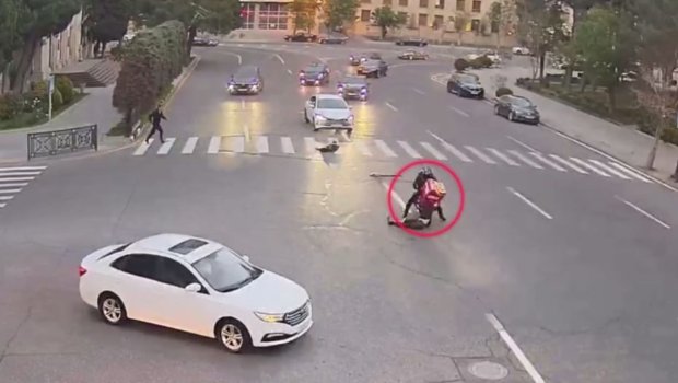 Bakıda piyada keçidlərində baş verən dəhşətli qəzalar &ndash; ANBAAN VİDEO