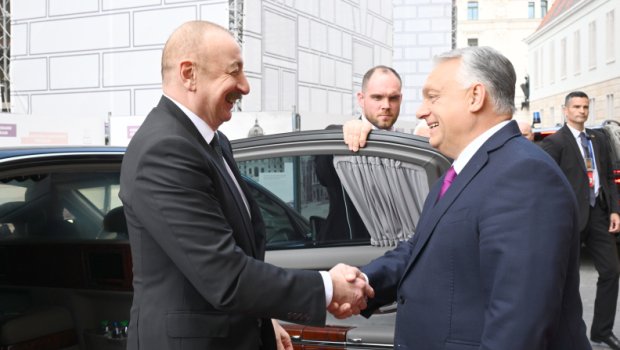Viktor Orban İlham Əliyevi belə qarşıladı – FOTOVİDEO