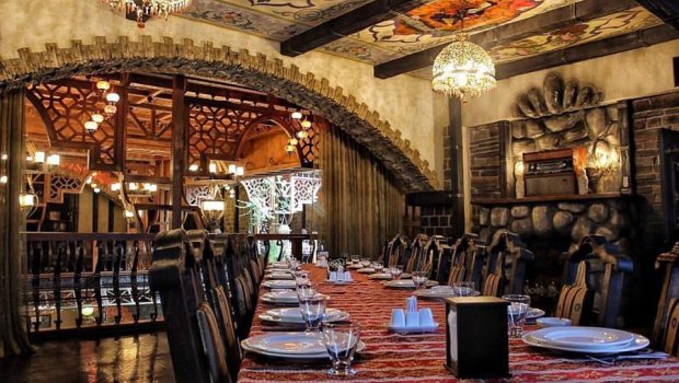 "Şəki&rdquo; restoranının sökülməsinə görə ödənilən fantastik MƏBLƏĞ