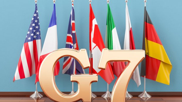 Ukrayna G7-dən Rusiya neftinin qiymətini aşağı salmağı TƏLƏB EDİR