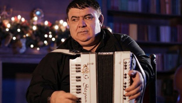 Erməni qarmonçunun oğurladığı Azərbaycan mahnıları səhifəsindən SİLİNDİ