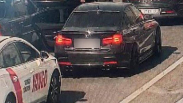 Bakıda tıxacda qalan maşına CƏRİMƏ yazıldı - FOTO