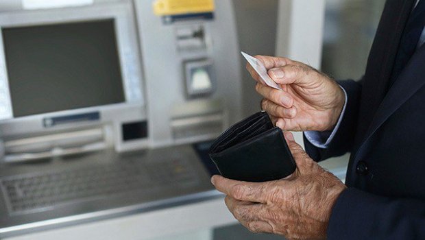 Bu şəxslərin maaşı 40% artdı