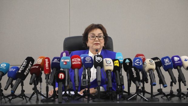 Məleykə Abbaszadədən təhsil ekspertlərinə TƏNQİD &ndash; &ldquo;Onların da neçə bal yığdığını bilirik&rdquo;