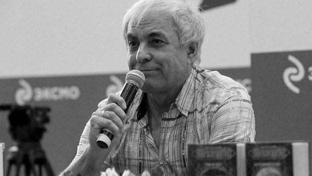 Tanınmış yazıçı VƏFAT ETDİ