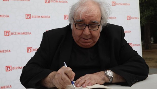 Ramiz Rövşənin imza günü keçirildi - FOTO