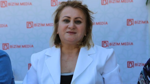 Yazıçı Gülmaya Feyruzqızının imza günü keçirildi - FOTO