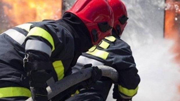 Corat qəsəbəsində yanğın oldu