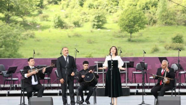 Şuşada &ldquo;Xarıbülbül&rdquo; Beynəlxalq Musiqi Festivalı davam edir - FOTO