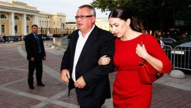 Azərbaycanlı jurnalistin sevgilisi olan bankirin başı dərdə - 20 il həbs...