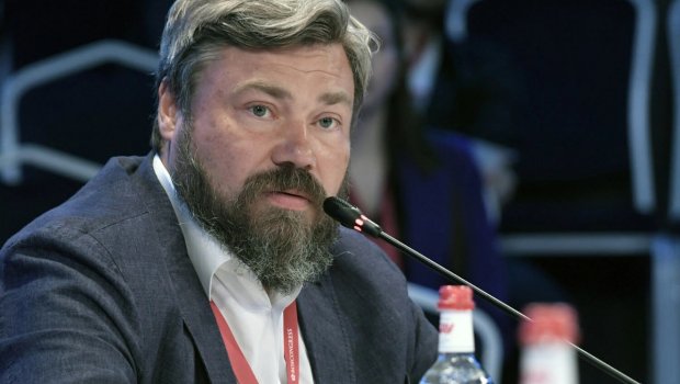 Rusiyalı milyarderdən doğum sayını artırmaq üçün qəribə təklif