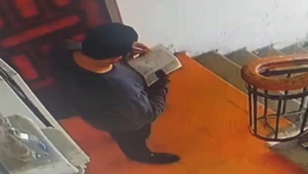 Özünü dövlət qurumlarının əməkdaşı kimi təqdim edib vətəndaşları aldadan şəxs SAXLANILDI - FOTO/VIDEO