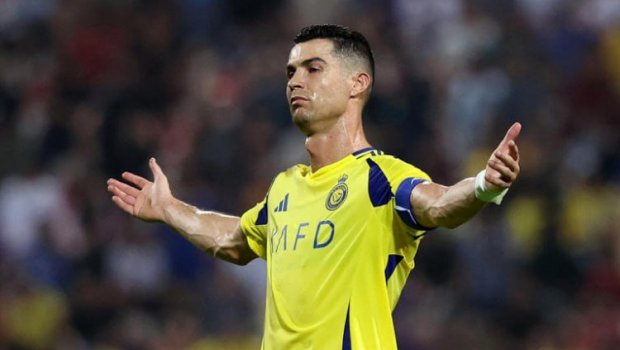 Ronaldo qol vurdu, komandası uduzdu - VİDEO