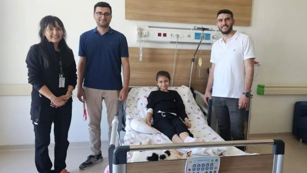 9 yaşlı qızın mədəsindən görün nə çıxdı – FOTO