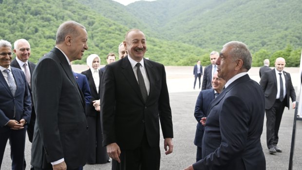 Prezidentlər Kəlbəcər-Laçın avtomobil yolunda - FOTO/VİDEO