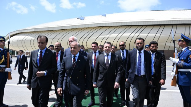 Şahbaz Şərifin Azərbaycana səfəri BAŞA ÇATDI