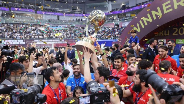 Minifutbol üzrə dünya çempionu olan Azərbaycan millisi mükafatlandırıldı - VİDEO