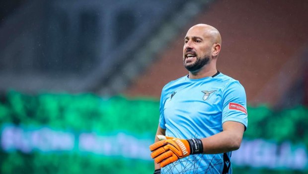 Pepe Reyna məşqçiliyə BAŞLADI