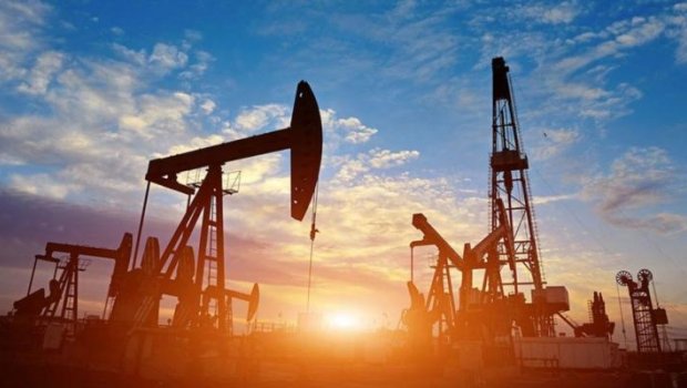 Azərbaycan neftinin qiyməti 70 dolları ÖTDÜ