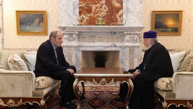Ter-Petrosyan Paşinyanın əleyhinə çıxdı - Baş nazir onu fırıldaqçı adlandırdı