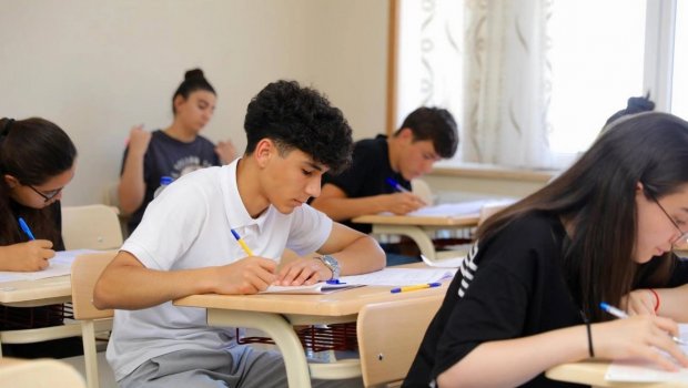 Abituriyentlərin NƏZƏRİNƏ: Ən çox plan yeri ayrılan ixtisaslar - SİYAHI