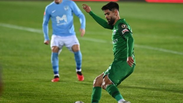 “Araz Naxçıvan” rumıniyalı futbolçuya təklif göndərdi