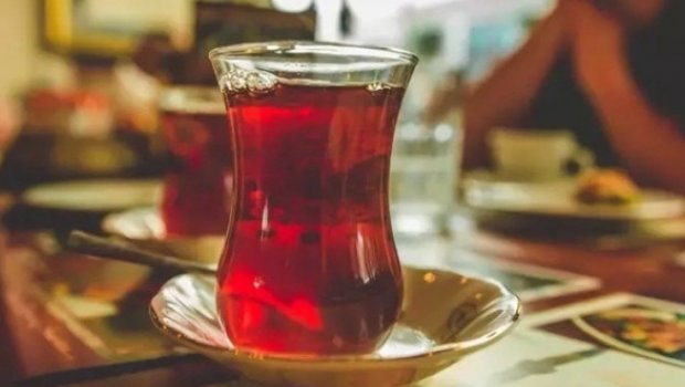 Yeməkdən sonra çay içmək zərərlidir?