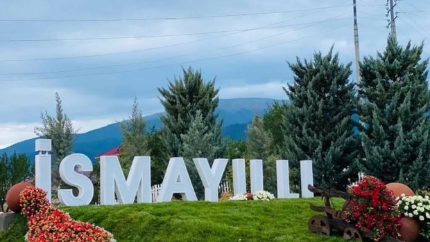 İsmayıllıda DƏHŞƏT - Oğul atasının boğazını kəsdi