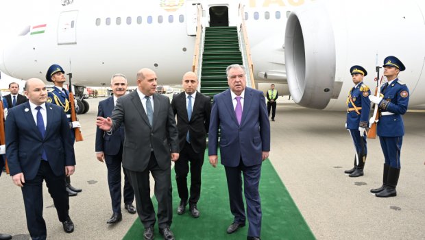 Tacikistan Prezidenti Azərbaycana GƏLDİ