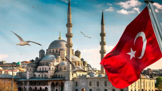 Qazi jurnalistlər Türkiyəyə gedir