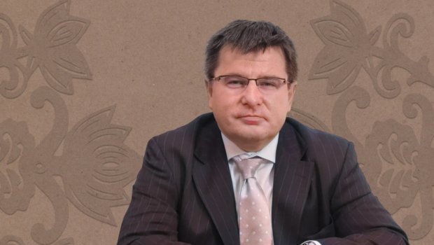 Ukraynalı politoloq: Rusiya və Ermənistan işğal məqsədilə qonşularına hücum edib
