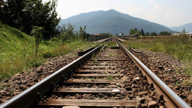 Ermənistan Zəngəzurda 42 km-lik dəmir yolu tikəcək?