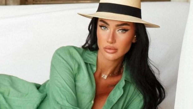 Azərbaycanlı model ilk dəfə anası ilə bağlı paylaşım etdi