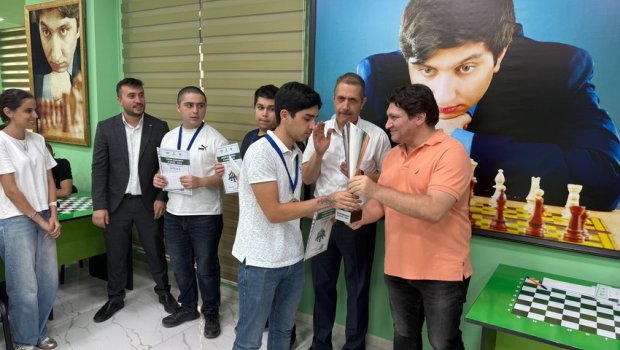 Murad İbrahimli şahmat turnirinin qalibi oldu - FOTO
