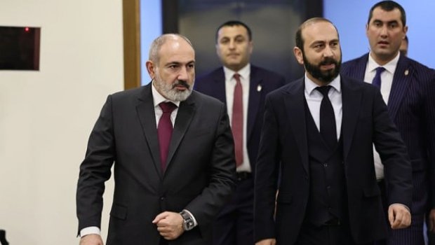 Paşinyan ABŞ-a onu da aparır
