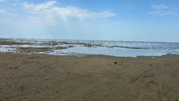 Azərbaycanın bu ərazisində dəniz 2 km GERİ ÇƏKİLİB – FOTO