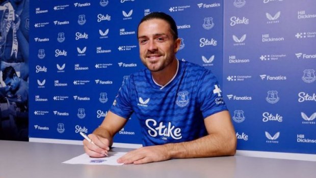 “Mançester Siti”nin futbolçusu “Everton”a keçdi