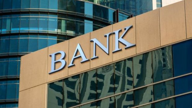 Dövlət qurumlarının depozit praktikası: Büdcə vəsaitləri banklarda niyə "yatır"?